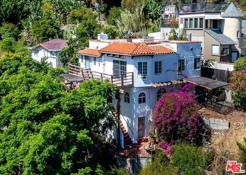 6133 Glen Tower St, Los Angeles, CA 90068