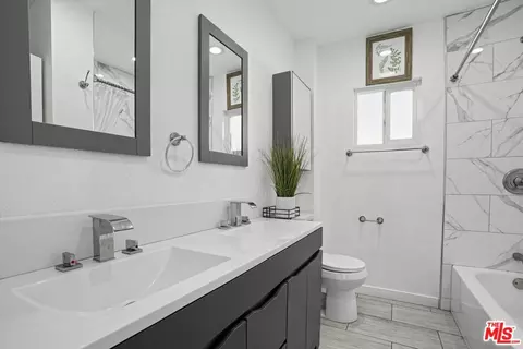 Bath - 248 E 69th Way, Long Beach, CA 90805 photo 1 of 2