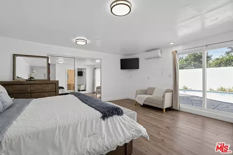 Bedroom - 248 E 69th Way, Long Beach, CA 90805 photo 2 of 5