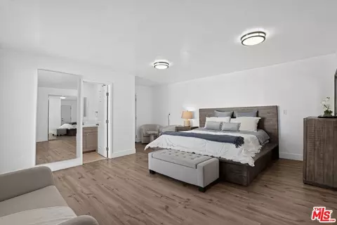 Bedroom - 248 E 69th Way, Long Beach, CA 90805 photo 5 of 5
