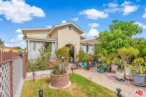 1215 W 59th St, Los Angeles, CA 90044