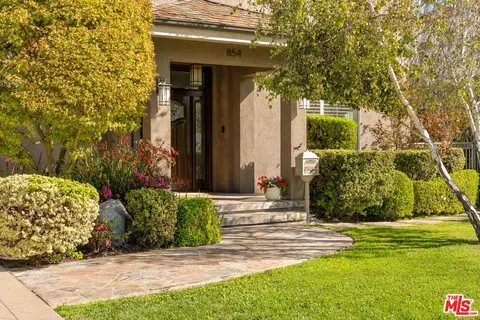 854 S Rimpau Blvd, Los Angeles, CA 90005