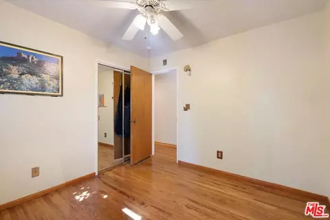 Bedroom - 541 Silvera Ave, Long Beach, CA 90803 photo 4 of 7
