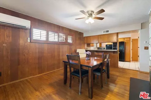 Dining - 541 Silvera Ave, Long Beach, CA 90803 photo 2 of 5