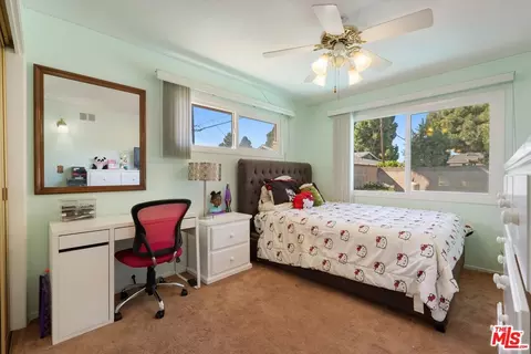 Bedroom - 541 Silvera Ave, Long Beach, CA 90803 photo 5 of 7