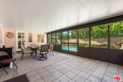 Exterior - 541 Silvera Ave, Long Beach, CA 90803 photo 5 of 8
