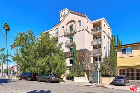 3140 San Marino St #301, Los Angeles, CA 90006