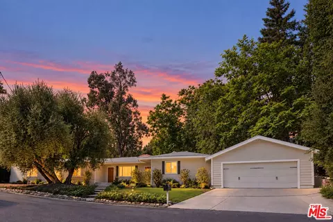 4901 Palo Dr, Tarzana, CA 91356