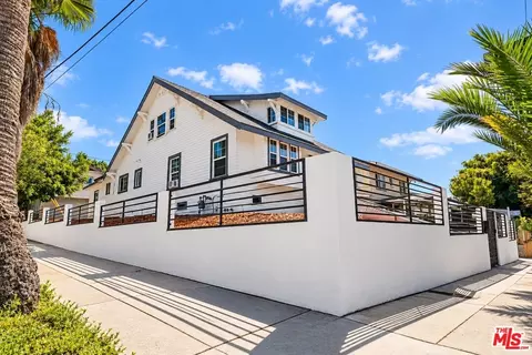 152 N Benton Way, Los Angeles, CA 90026