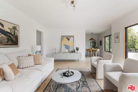 4412 Finley Ave #5, Los Angeles, CA 90027