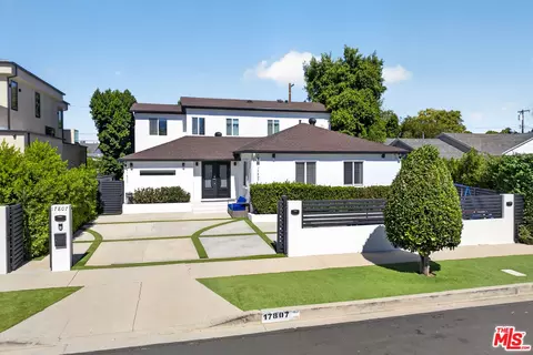 17807 Collins St, Encino, CA 91316
