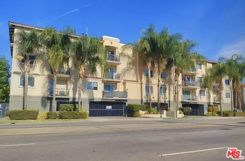 13941 Sherman Way #208, Van Nuys, CA 91405