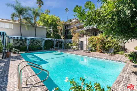 1225 Sunset Plaza Dr #2, West Hollywood, CA 90069