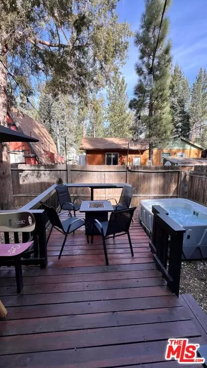 Exterior - 1009 Sugarloaf Blvd, Big Bear City, CA 92314 photo 3 of 7