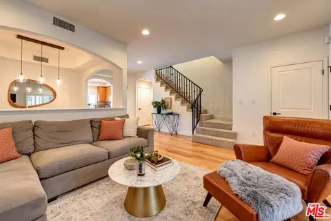 14544 Margate St #4, Sherman Oaks, CA 91411