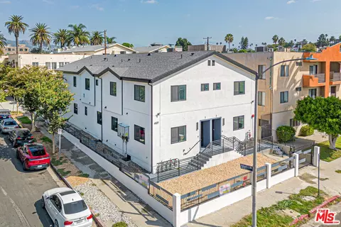4627 Rosewood Ave, Los Angeles, CA 90004