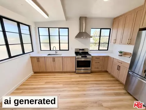 1029 S Normandie Ave, Los Angeles, CA 90006