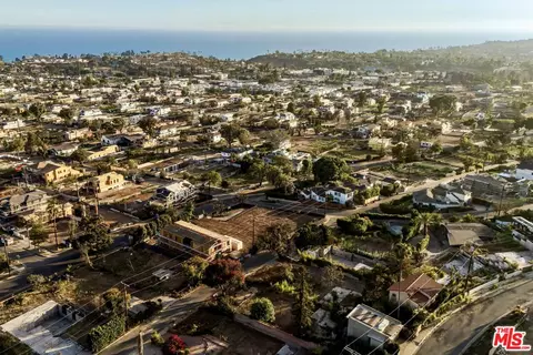 14629 Whitfield Ave, Pacific Palisades, CA 90272