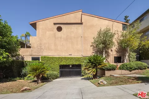 6665 Franklin Ave #12, Los Angeles, CA 90028