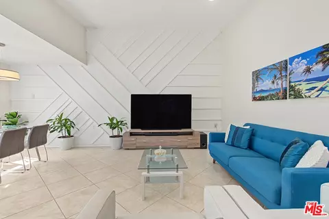 471 Calle Cadiz #C, Laguna Woods, CA 92637