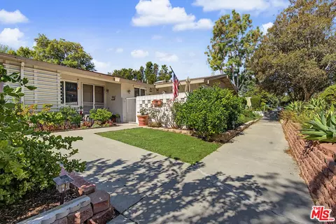 471 Calle Cadiz #C, Laguna Woods, CA 92637