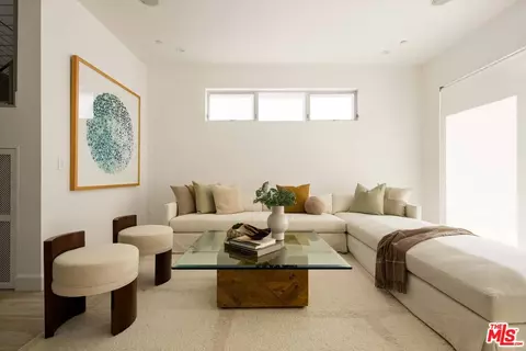 1752 Stoner Ave, Los Angeles, CA 90025