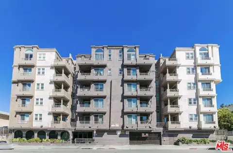 848 Irolo St #408, Los Angeles, CA 90005