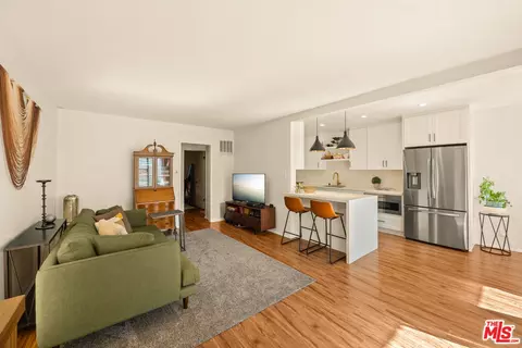 2621 Centinela Ave #17, Santa Monica, CA 90405