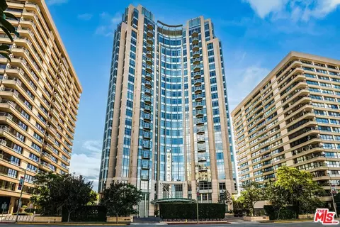 10776 Wilshire Blvd #301, Los Angeles, CA 90024