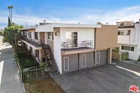 3102 S Canfield Ave, Los Angeles, CA 90034
