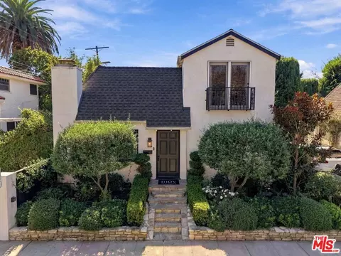 8266 Clinton St, Los Angeles, CA 90048