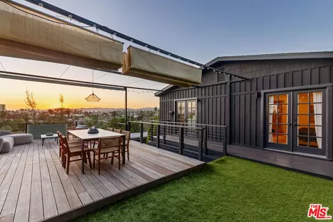 4016 Cumberland Ave, Los Angeles, CA 90027