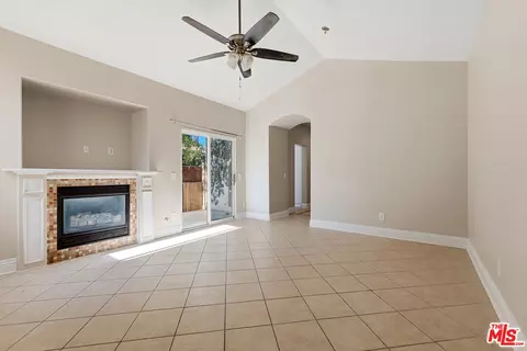 Living - 3896 Manquelo Ct, Perris, CA 92571 photo 2 of 3