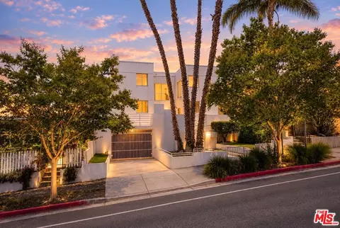 1823 20th St #103, Santa Monica, CA 90404