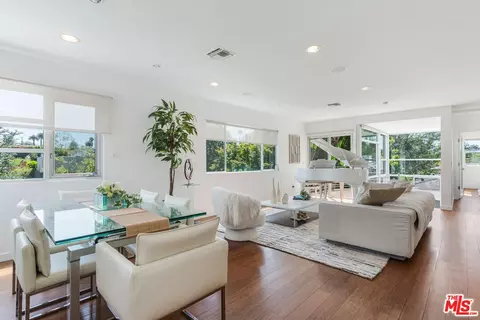 10336 Monte Mar Dr, Los Angeles, CA 90064
