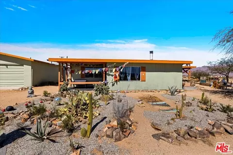 Exterior - 3229 Blower Rd, Twentynine Palms, CA 92277 photo 2 of 15
