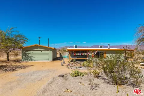 Exterior - 3229 Blower Rd, Twentynine Palms, CA 92277 photo 1 of 15