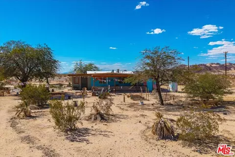 Exterior - 3229 Blower Rd, Twentynine Palms, CA 92277 photo 14 of 15
