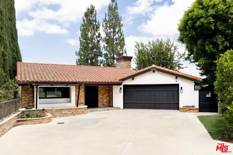 4920 Llano Dr, Woodland Hills, CA 91364