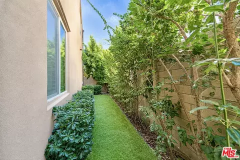 Exterior - 150 Newall, Irvine, CA 92618 photo 5 of 6