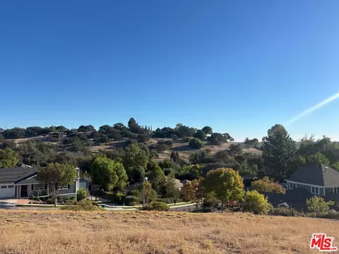 304 Maplewood Ct, Paso Robles, CA 93446 photo 3