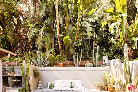 723 Terrace 49, Los Angeles, CA 90042