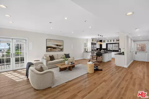6220 Pacific Ave #102, Playa Del Rey, CA 90293