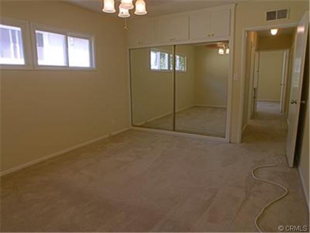 401 Amherst Dr, Burbank, CA 91504 photo 8
