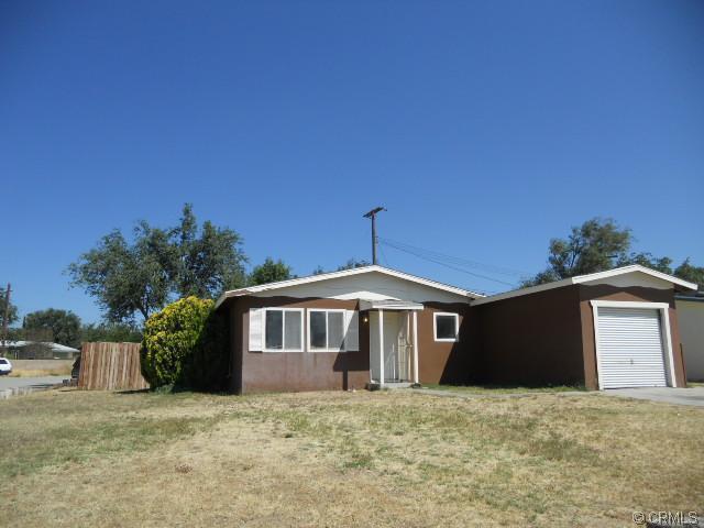 15881 Rexroth St, Mojave, CA 93501 photo 1