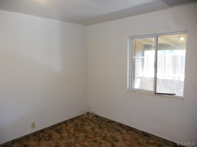 15881 Rexroth St, Mojave, CA 93501 photo 9