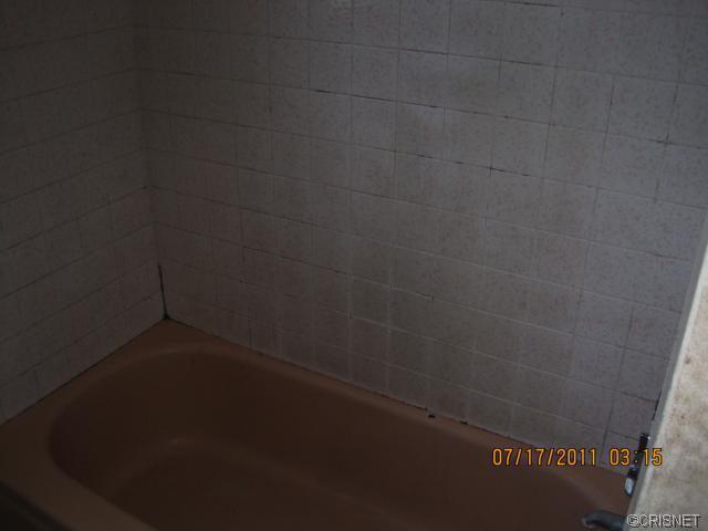 9610 Dorrington Ave, Arleta, CA 91331 photo 7
