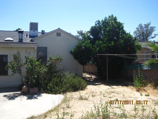 9610 Dorrington Ave, Arleta, CA 91331 photo 11