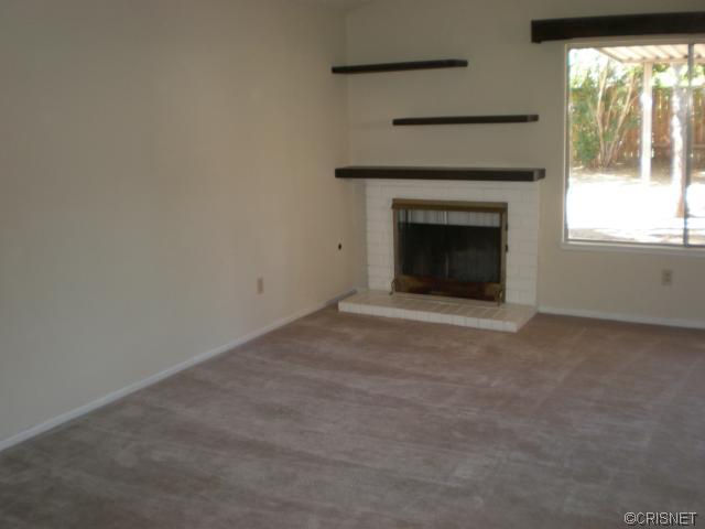 44025 Raysack Ave, Lancaster, CA 93535 photo 3