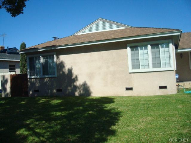 9836 Rincon Ave, Pacoima, CA 91331 photo 3